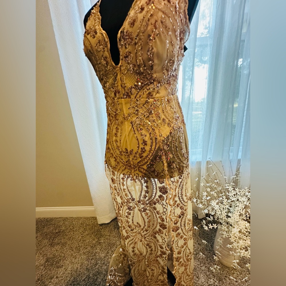 Evening Dress - Picture 8 of 9